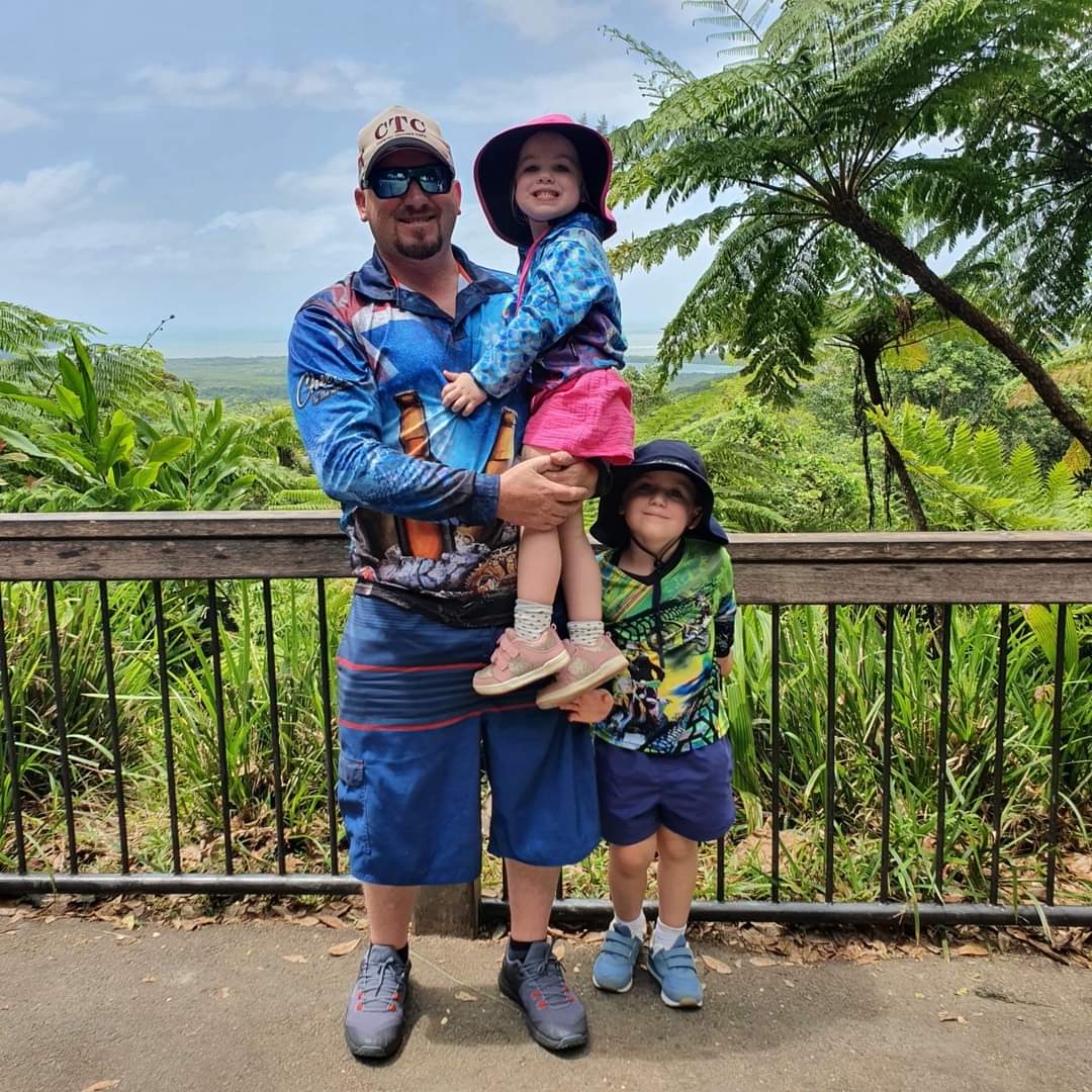 Fishing | Cheers to the Weekend Blue Fishing Shirt ★Pre-Order★ Z and TEE AUSSIE FLAG Australian barramundi Drinks FISH FISH DESIGNS Matching shorts MEN'S DESIGNS mens quick dry SUN SAFE UPF